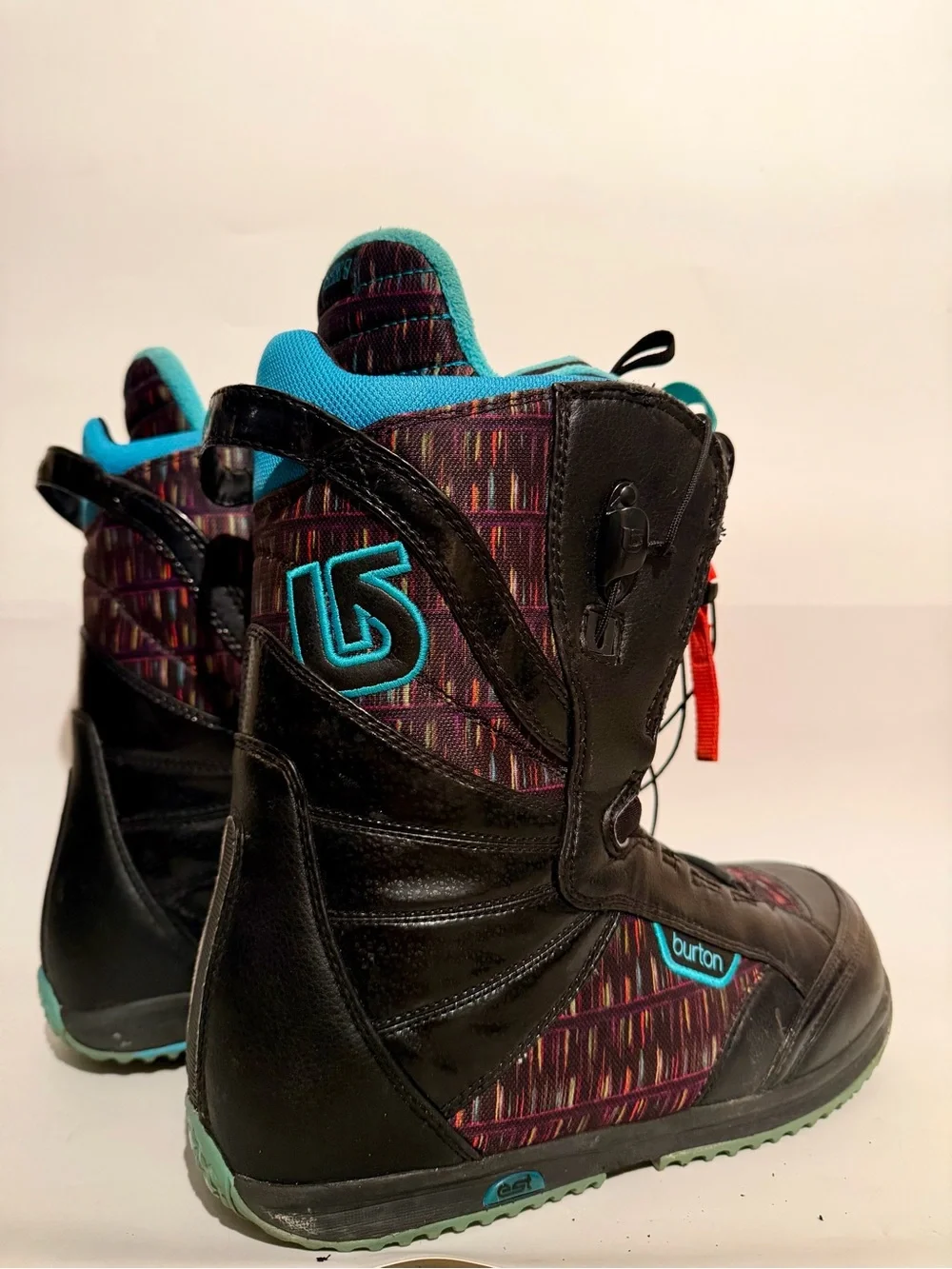 Women's Burton Boutique Snowboard Boots 2011 Size 10 Black Blue Boa Cables